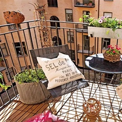  ایده خلاقانه برای دکوراسیون تراس و بالکن کوچک